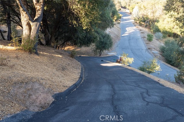 Detail Gallery Image 49 of 49 For 41801 Loch Lomond Ln, Oakhurst,  CA 93644 - 4 Beds | 2 Baths