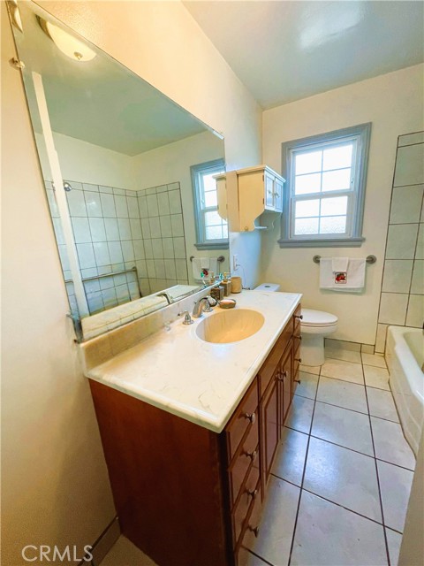 Detail Gallery Image 11 of 16 For 11313 Pennsylvania, South Gate,  CA 90280 - 3 Beds | 2 Baths