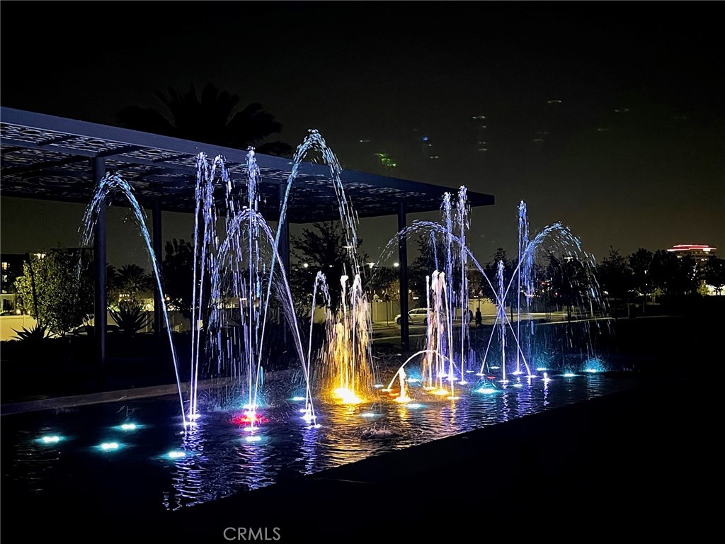 https://media.crmls.org/medias/c30049d9-bf6f-4cc3-b032-d9268b8d722d.jpg?preset=X-Large