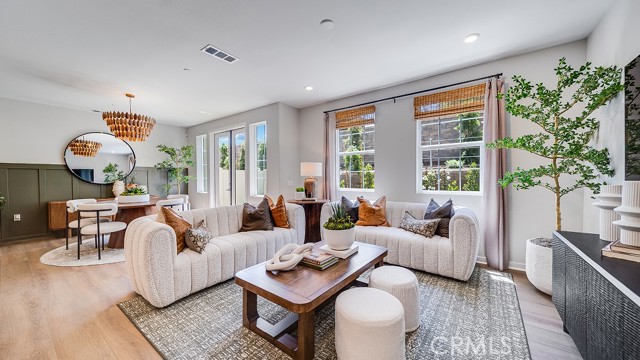 Detail Gallery Image 5 of 21 For 8463 Gabrielino Ct, Rancho Cucamonga,  CA 91730 - 3 Beds | 3 Baths