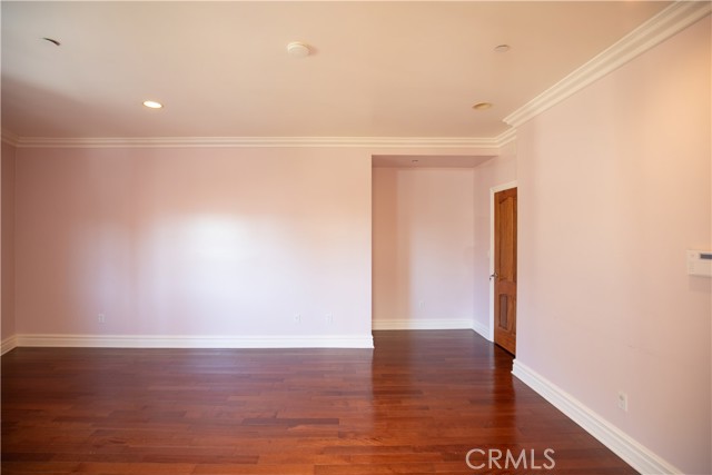 11989 Laurelwood Drive, 1 photo 23