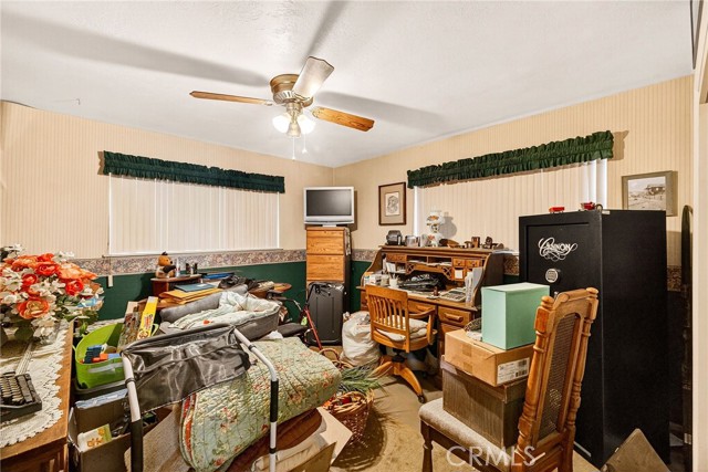 7012 State Hwy 32, Orland CA: https://media.crmls.org/medias/c302a393-449b-41d0-b11e-d9ae0b2c464a.jpg