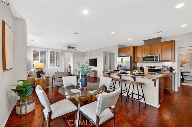 Detail Gallery Image 11 of 52 For 4154 Alderwood Pl, Lake Elsinore,  CA 92530 - 5 Beds | 3 Baths