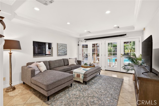 Detail Gallery Image 22 of 60 For 4115 Laurelgrove Ave, Studio City,  CA 91604 - 5 Beds | 3/1 Baths