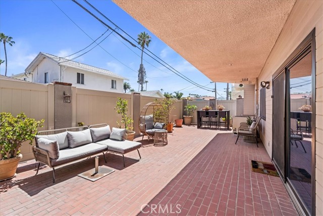 Detail Gallery Image 4 of 41 For 512 Esplanade #103,  Redondo Beach,  CA 90277 - 2 Beds | 2 Baths