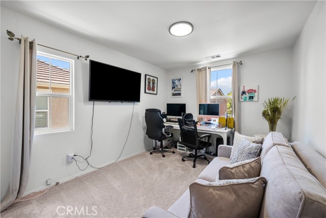 Detail Gallery Image 23 of 70 For 29248 Dakota Dr, Valencia,  CA 91354 - 4 Beds | 3 Baths
