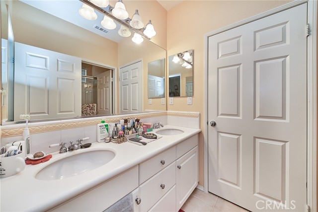 Detail Gallery Image 40 of 62 For 20655 Lugano Way, Porter Ranch,  CA 91326 - 4 Beds | 3 Baths