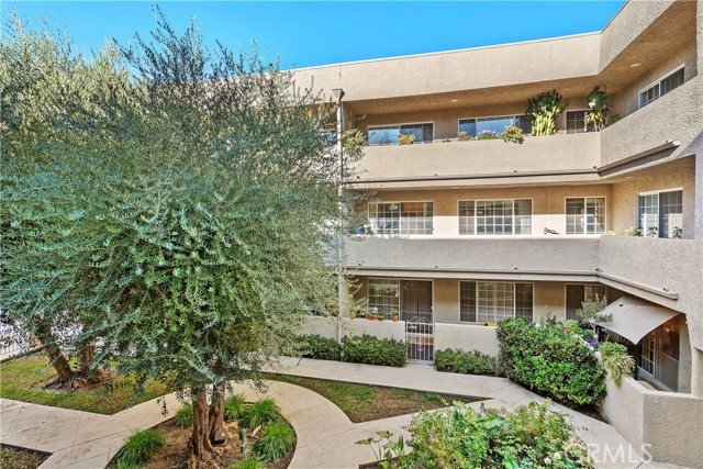 4647 Willis Avenue # 224, Sherman Oaks, California 91403, 2 Bedrooms Bedrooms, ,1 BathroomBathrooms,Residential Lease,For Rent,4647 Willis Avenue # 224,CRSR24205812