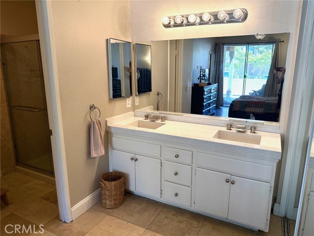 Detail Gallery Image 13 of 23 For 19431 Rue De Valore 14a,  Lake Forest,  CA 92610 - 2 Beds | 2 Baths