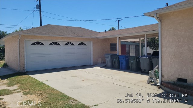 3404 Agnes Street, Lynwood CA: https://media.crmls.org/medias/c308aa75-1afd-4c10-a5e1-3ad978d358be.jpg