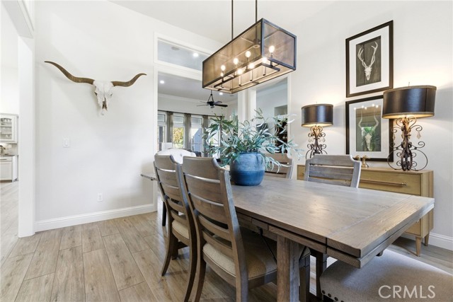 Detail Gallery Image 25 of 66 For 170 W Pioneer Way, Hanford,  CA 93230 - 4 Beds | 3 Baths