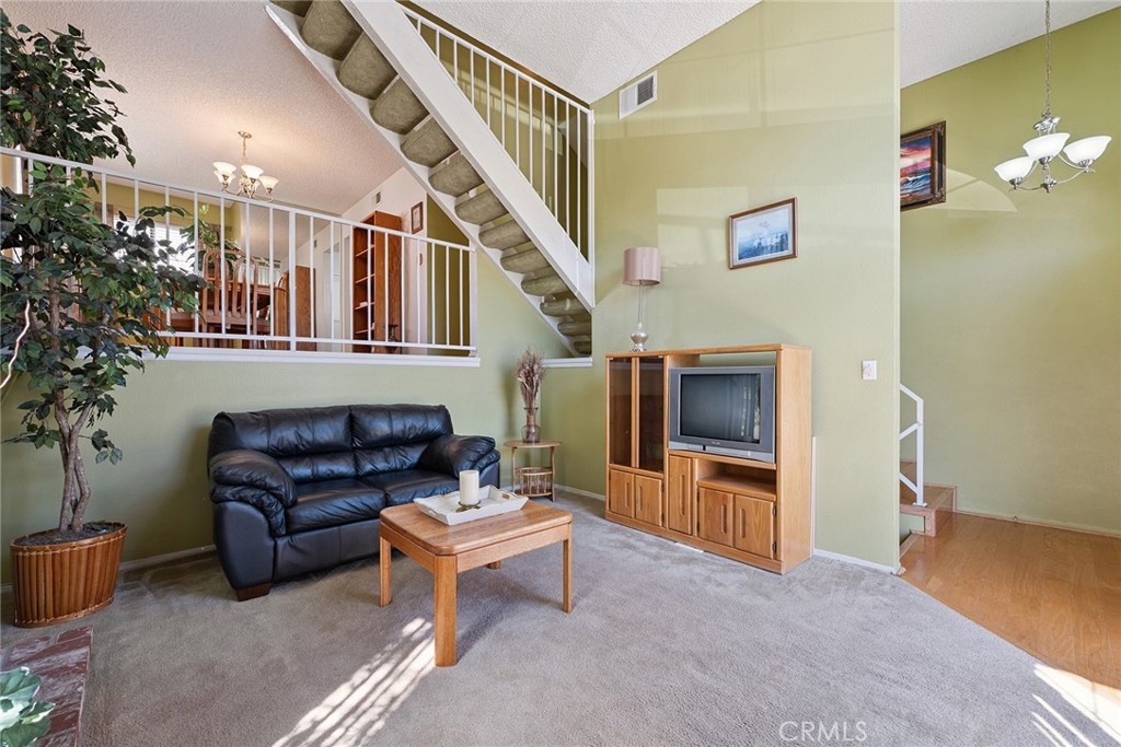 MLS #SR25230843 image #7