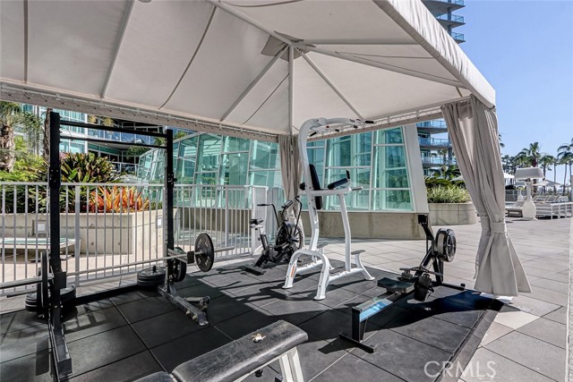 Detail Gallery Image 54 of 55 For 13600 Marina Pointe Dr #905,  Marina Del Rey,  CA 90292 - 2 Beds | 2/1 Baths