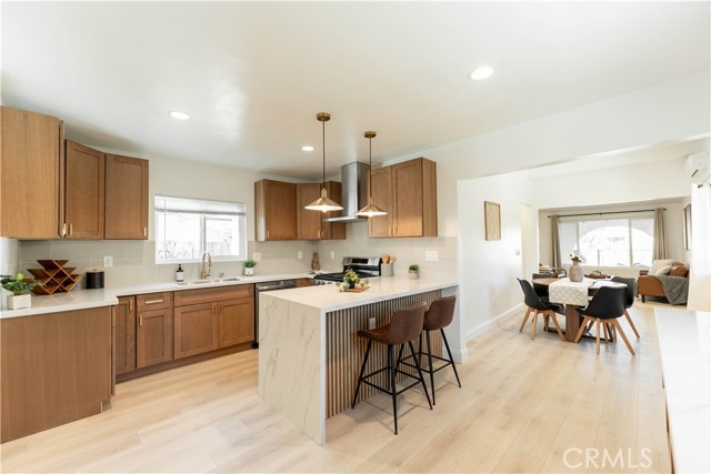 Detail Gallery Image 6 of 21 For 1948 Floradale Ave, South El Monte,  CA 91733 - 4 Beds | 3 Baths