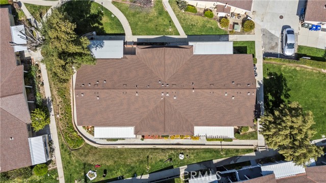 Detail Gallery Image 6 of 36 For 19156 Avenue of the Oaks #B,  Newhall,  CA 91321 - 2 Beds | 1/1 Baths