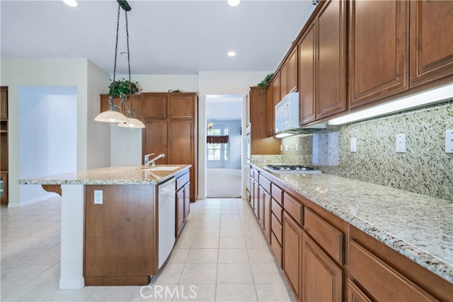 Detail Gallery Image 12 of 47 For 2612 Silverwood Way, Paso Robles,  CA 93446 - 3 Beds | 2 Baths