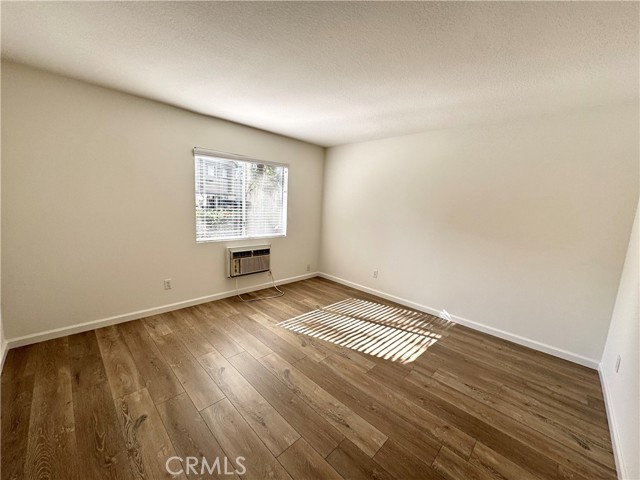 Detail Gallery Image 8 of 18 For 960 E Bonita Ave #113,  Pomona,  CA 91767 - 1 Beds | 1 Baths