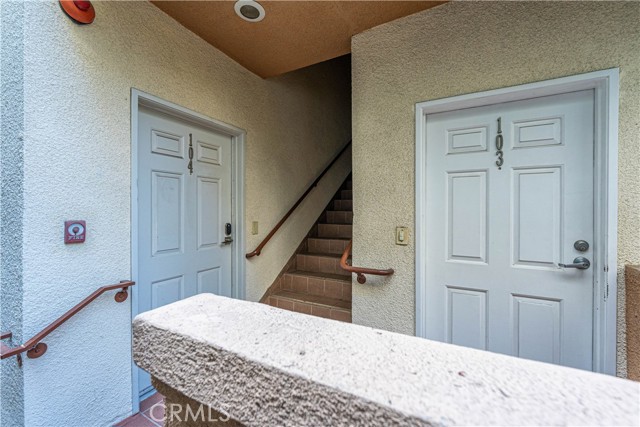 Detail Gallery Image 11 of 35 For 945 N Hudson Ave #104,  Los Angeles,  CA 90038 - 2 Beds | 2 Baths