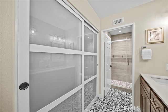 Detail Gallery Image 23 of 44 For 179 Montara Dr, Aliso Viejo,  CA 92656 - 3 Beds | 2/1 Baths