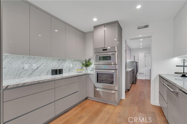 1812 Linda Vista Avenue, Pasadena CA: https://media.crmls.org/medias/c30c39f8-ac6e-401b-a3ec-3dc0248a4e53.jpg