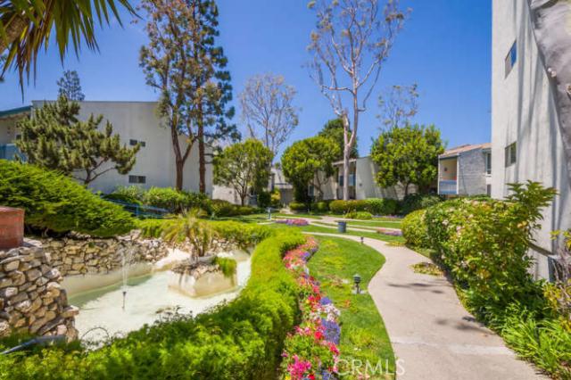 649 Prospect Avenue, Redondo Beach, California 90277, 2 Bedrooms Bedrooms, ,2 BathroomsBathrooms,Residential,Sold,Prospect,SB14132096