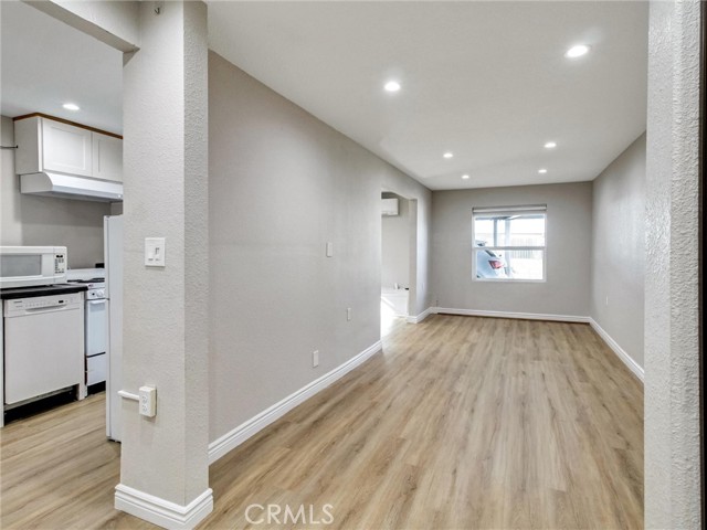 Detail Gallery Image 31 of 36 For 985 1/2 Dexter St, Los Angeles,  CA 90042 - 0 Beds | 1 Baths