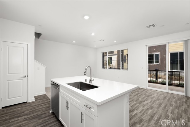 Detail Gallery Image 20 of 30 For 2753 E Amberley Privado, Ontario,  CA 91762 - 3 Beds | 2/1 Baths