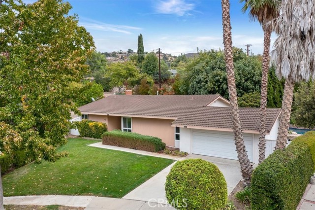 1038 Colby Circle photo 3