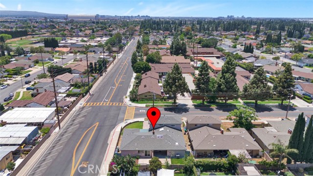 1981 Mitchell Avenue, Tustin CA: https://media.crmls.org/medias/c30f3735-4f26-4f39-867f-2bd645069fb2.jpg