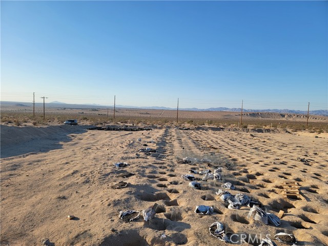 Detail Gallery Image 10 of 14 For 69731 Two Mile Rd, Twentynine Palms,  CA 92277 - – Beds | – Baths