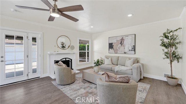 Detail Gallery Image 7 of 39 For 400 N Peach Knl, Anaheim,  CA 92805 - 4 Beds | 2 Baths