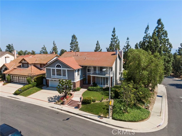 Detail Gallery Image 2 of 36 For 18232 Sandringham Ct, Porter Ranch,  CA 91326 - 5 Beds | 5 Baths