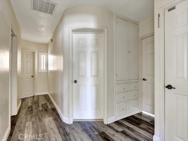 Detail Gallery Image 17 of 56 For 9607 Cypress, Fontana,  CA 92335 - 5 Beds | 5 Baths