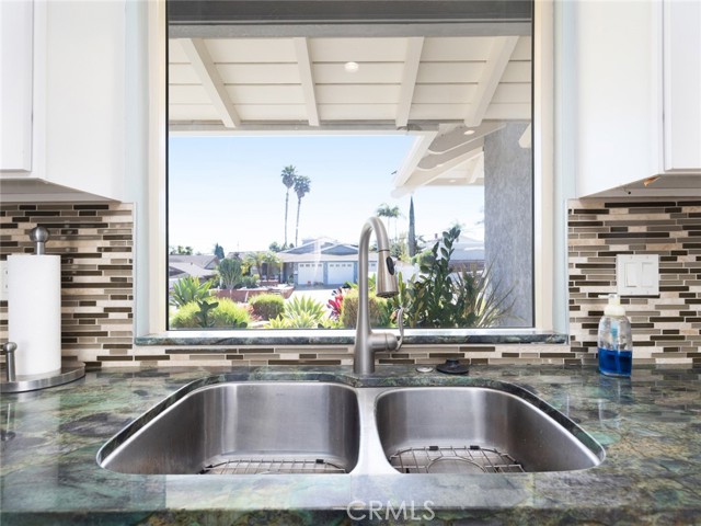 Detail Gallery Image 14 of 63 For 33211 Blue Fin Dr, Dana Point,  CA 92629 - 3 Beds | 2 Baths