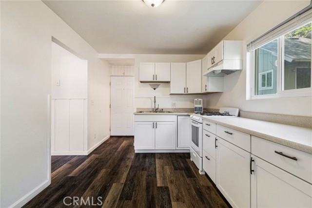 Detail Gallery Image 41 of 60 For 1617 Hemlock St, Chico,  CA 95928 - 4 Beds | 3 Baths