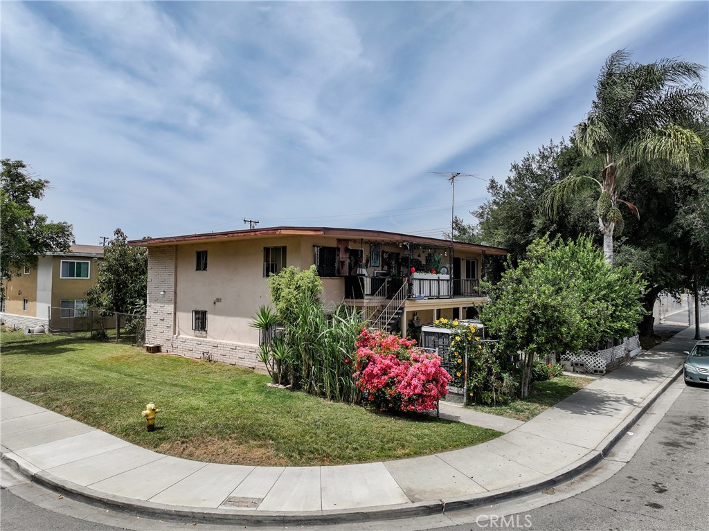 Quadruplex at 1011 W 8th