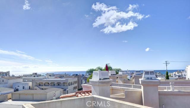 313 2nd Street, Hermosa Beach, California 90254, 3 Bedrooms Bedrooms, ,3 BathroomsBathrooms,Residential,Sold,2nd,SB12141698