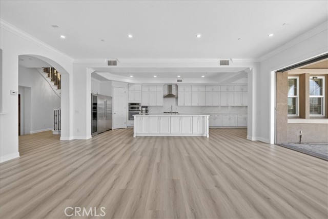 Detail Gallery Image 11 of 57 For 17872 via Roma, Yorba Linda,  CA 92886 - 5 Beds | 5/1 Baths