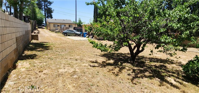 Image 21 of 27 For 35756 Grandview Drive