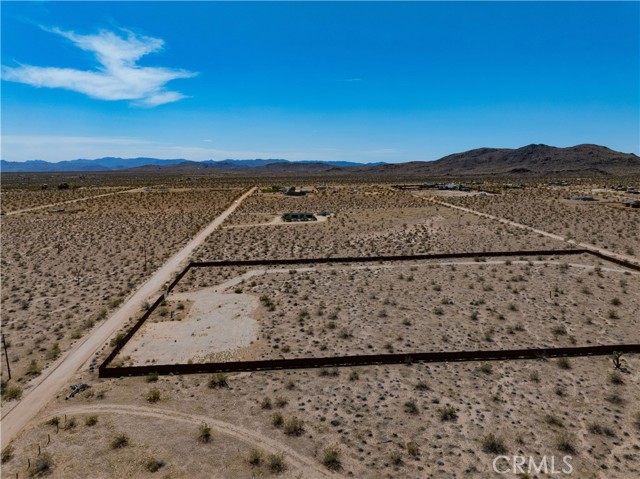 Image 4 of 24 For 424 Ducor Avenue