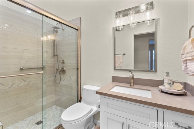 6118 E Garnet Circle, Anaheim CA: https://media.crmls.org/medias/c3157bed-8fd6-4230-a138-9f93c3519a0a.jpg