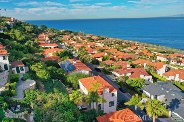 528 Via Almar, Palos Verdes Estates, California 90274, 4 Bedrooms Bedrooms, ,3 BathroomsBathrooms,Residential,Sold,Via Almar,PV22022011