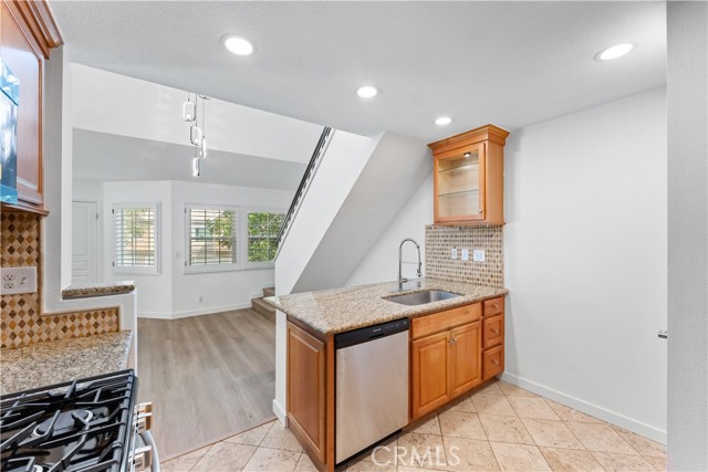 Detail Gallery Image 9 of 20 For 267 Sandcastle, Aliso Viejo,  CA 92656 - 2 Beds | 2 Baths