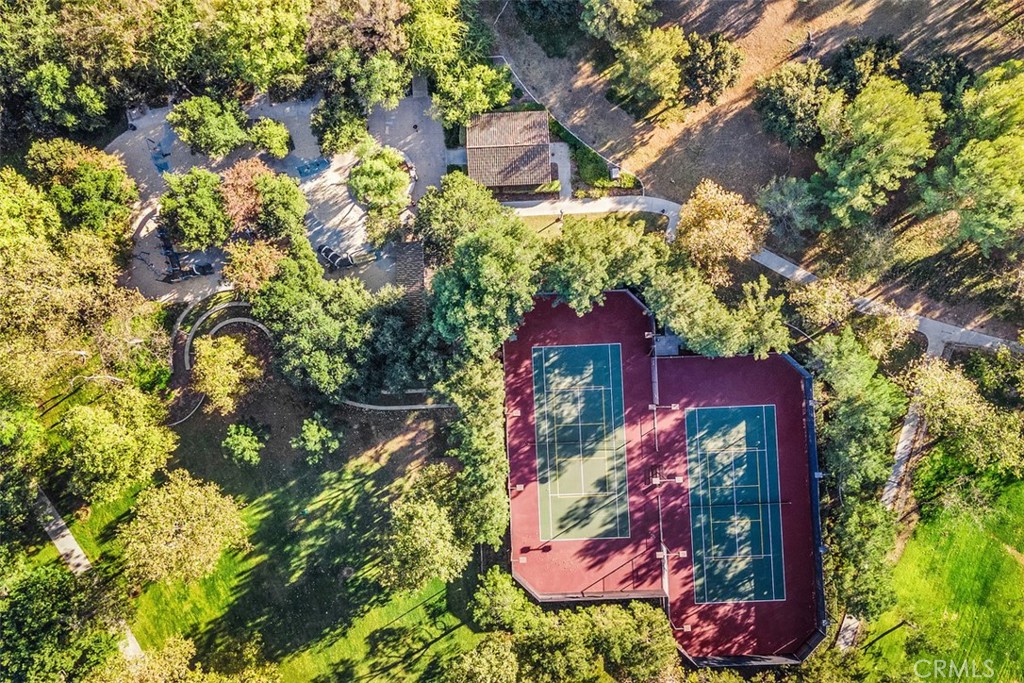 https://media.crmls.org/medias/c3173d4f-9483-4d14-ac18-dc60883ab0c7.jpg?preset=X-Large