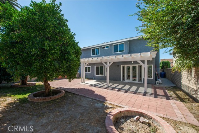 20227 Elkwood Street, Winnetka CA: https://media.crmls.org/medias/c318be60-c56a-48ee-8eaf-43924ef8f0ba.jpg