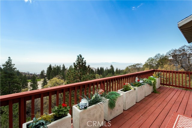 Detail Gallery Image 40 of 49 For 30191 Enchanted Way, Running Springs,  CA 92382 - 3 Beds | 3 Baths