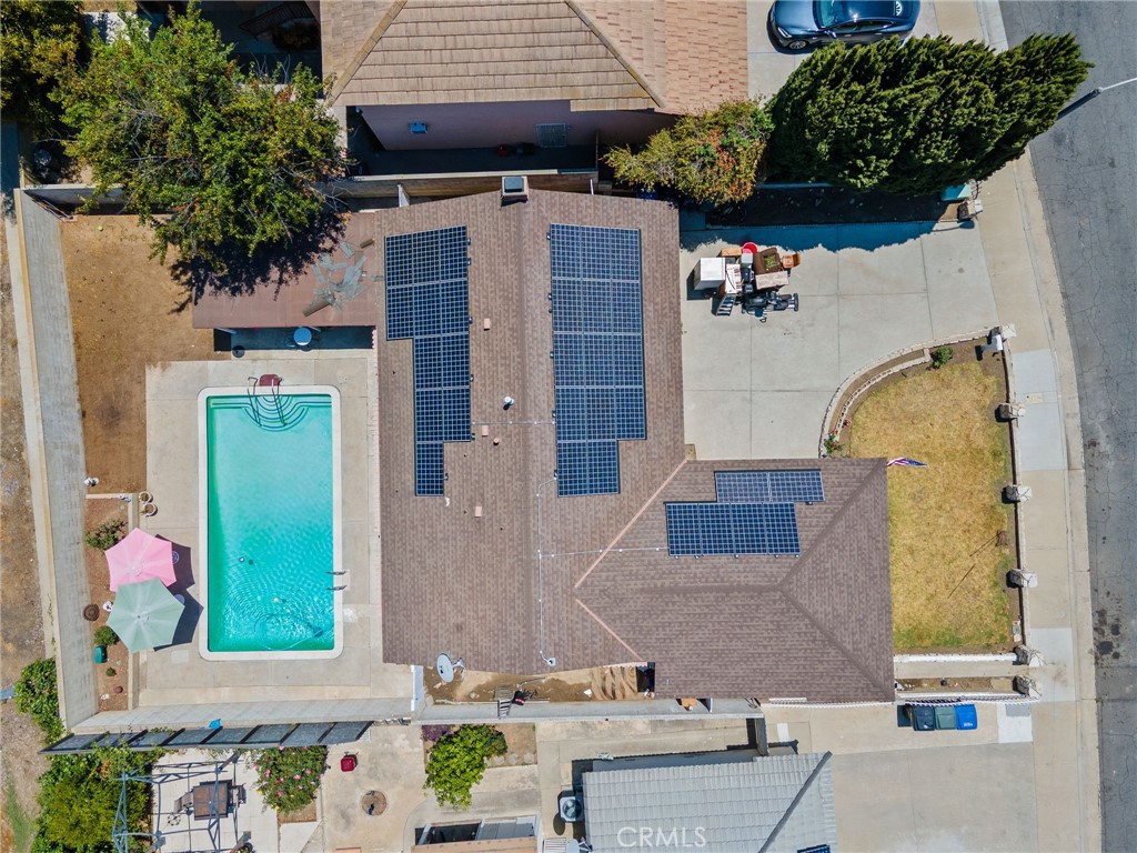 https://media.crmls.org/medias/c3197cd5-a144-4d50-b7df-6679319bbda2.jpg?preset=X-Large