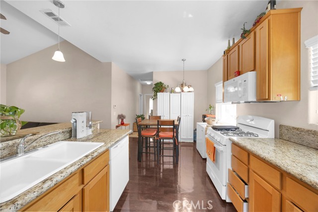 Detail Gallery Image 48 of 65 For 7612 7614 Pickering Ave, Whittier,  CA 90602 - 6 Beds | 4 Baths