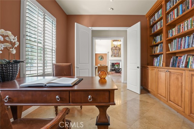 Image 7 of 75 For 12468 Longacre