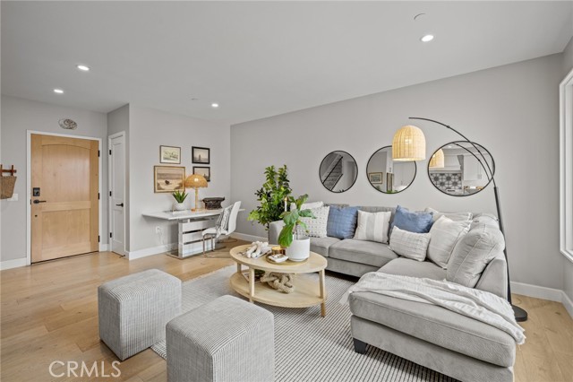 Detail Gallery Image 6 of 34 For 1010 S El Camino Real #101,  San Clemente,  CA 92672 - 3 Beds | 3 Baths